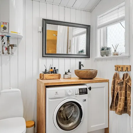 Beautifully Renovated With Covered Terrace And Wood-burning Stove, Close To The North Sea In Thy Feriehus Sønder Vorupør